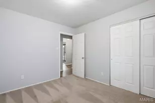 893 Oklahoma Ave, Ballwin, MO 63021 - Photo 25