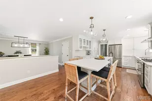 5460 Casa Royale Dr, Saint Louis, MO 63129 - Photo 7