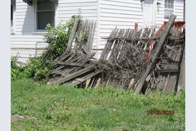 224 Tay Road, Saint Louis, MO 63137 - Photo 7