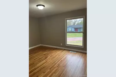 4484 Miletus Drive, Florissant, MO 63033 - Photo 13