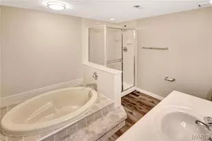 121 Shirley Ridge Dr, Saint Charles, MO 63304 - Photo 15