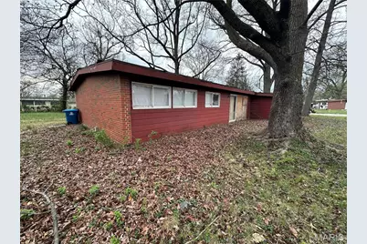 8428 Red Fir Drive, Berkeley, MO 63134 - Photo 3