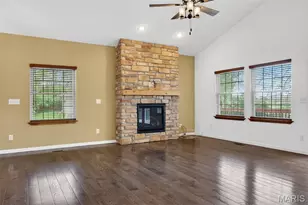 10206 Hawthorn Rd, Foristell, MO 63348 - Photo 15
