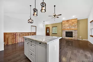 10206 Hawthorn Rd, Foristell, MO 63348 - Photo 19