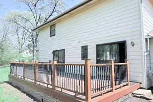 15575 Clover Ridge Dr, Chesterfield, MO 63017 - Photo 27