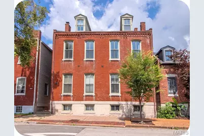 2343 Menard Street, Saint Louis, MO 63104 - Photo 1