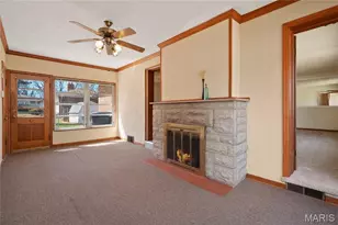 17 Valley Dr, Florissant, MO 63031 - Photo 5