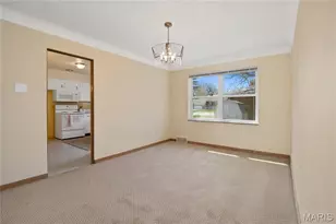 17 Valley Dr, Florissant, MO 63031 - Photo 3