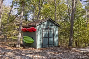 932 Woodlake Dr, Innsbrook, MO 63390 - Photo 35