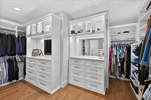 209 N Bemiston Ave, Saint Louis, MO 63105 - Photo 21