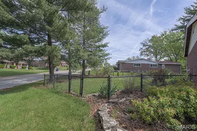 69 Club Grounds North Drive, Florissant, MO 63033 - Photo 29