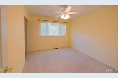 69 Club Grounds North Drive, Florissant, MO 63033 - Photo 15