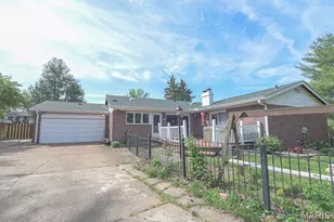 69 Club Grounds N Dr, Florissant, MO 63033 - Photo 23
