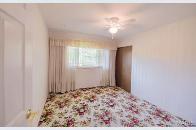 69 Club Grounds North Drive, Florissant, MO 63033 - Photo 17