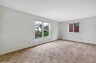 10031 Willdan Dr, Saint Louis, MO 63123 - Photo 17