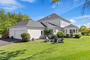 553 Malinmor Dr, Weldon Spring, MO 63304 - Photo 41