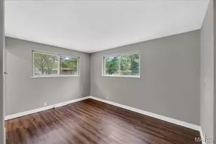10412 Hallwood Dr, Saint Louis, MO 63136 - Photo 7