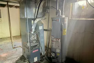 8870 St Cyr Dr, Saint Louis, MO 63136 - Photo 13