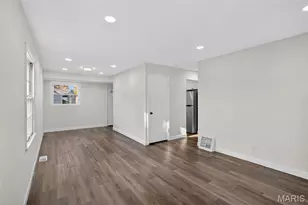 437 Lanark Rd, Saint Louis, MO 63137 - Photo 11