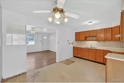 [Address not provided], Florissant, MO 63033 - Photo 7