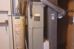 9744 Radio Dr, Unincorporated, MO 63123 - Photo 13