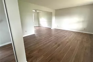 729 N Yosemite Ct, Saint Peters, MO 63376 - Photo 9