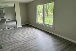 729 N Yosemite Ct, Saint Peters, MO 63376 - Photo 29