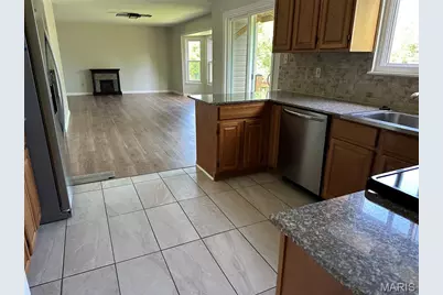 729 N Yosemite Court, Saint Peters, MO 63376 - Photo 19