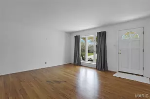 332 Providence Rd, Ballwin, MO 63011 - Photo 11