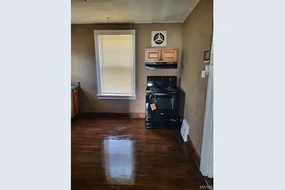 6033 Grimshaw Avenue, Pine Lawn, MO 63120 - Photo 9