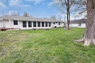 1020 W Taylor St, Bowling Green, MO 63334 - Photo 19