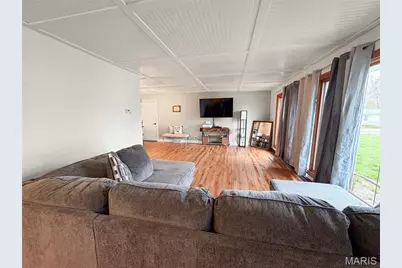 1020 W Taylor Street, Bowling Green, MO 63334 - Photo 5