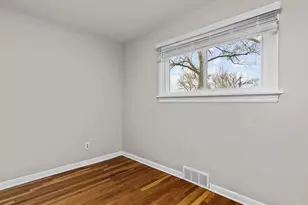 110 Birchwood Dr, Ballwin, MO 63011 - Photo 11