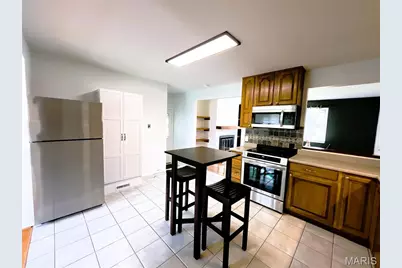 2021 Gladiator Drive, Fenton, MO 63026 - Photo 17