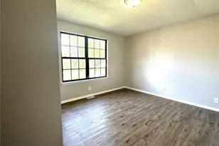 10063 Northgate Dr, Riverview, MO 63137 - Photo 11