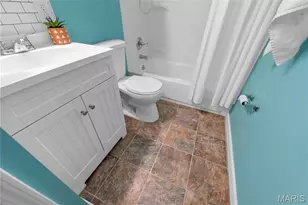 7220 MacKenzie Rd, Affton, MO 63123 - Photo 9