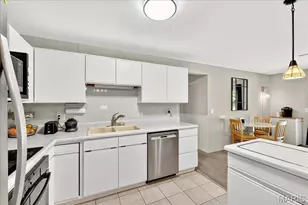 1659 Pepperwood Dr, Saint Louis, MO 63146 - Photo 15