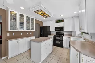 721 Oakway Pl, Glendale, MO 63122 - Photo 7