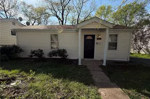 3533 Dixie Dr, Saint Ann, MO 63074 - Photo 1