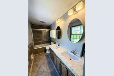 2108 York Street, Kirksville, MO 63501 - Photo 9