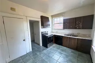 7218 Normandy Pl, Normandy, MO 63121 - Photo 9