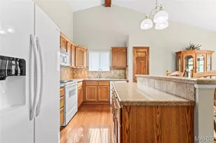 2915 Mac Arthur Dr, Saint Charles, MO 63301 - Photo 15