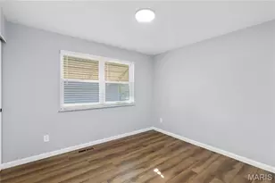 606 Rue Montand Dr, Ballwin, MO 63011 - Photo 13
