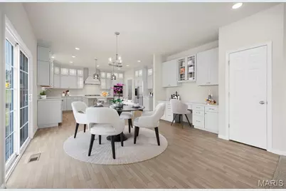 1024 Miremont Drive, Saint Louis, MO 63011 - Photo 5