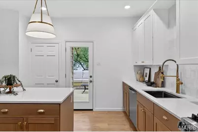 2339 Sulphur Avenue, Saint Louis, MO 63139 - Photo 15