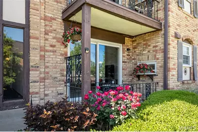 11816 Cresta Verde Drive #D, Saint Louis, MO 63146 - Photo 3