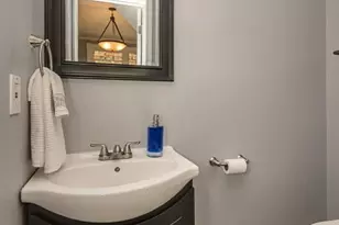 6284 Reber Pl, Saint Louis, MO 63139 - Photo 9