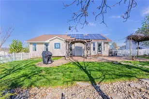 2701 Providence Ridge Dr, Wentzville, MO 63385 - Photo 49