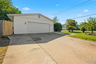 105 Jane Dr, Saint Peters, MO 63376 - Photo 11
