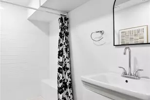 2421 S 13th St, Saint Louis, MO 63104 - Photo 35